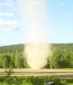 tromb_small_1182360538_1320888